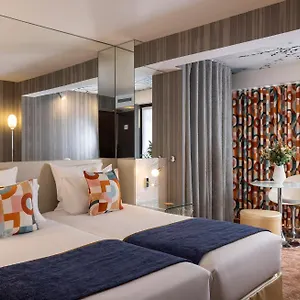 **** Hotel Le 7 Eiffel France
